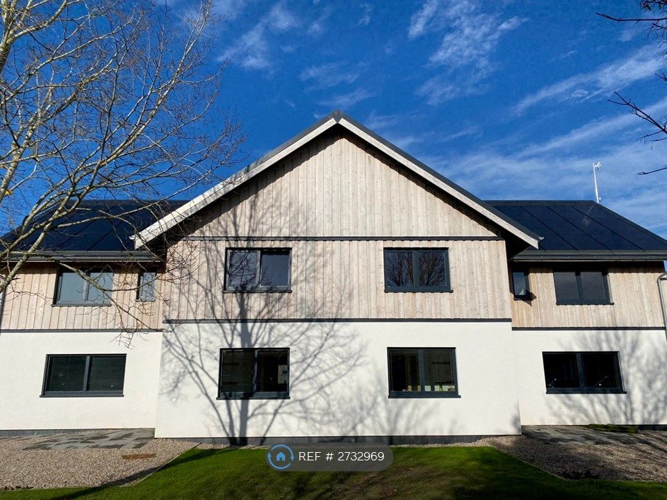 Property photo 2 of 23