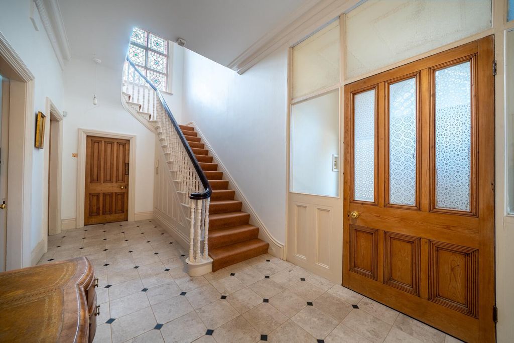 Property photo 3 of 29 Hallway