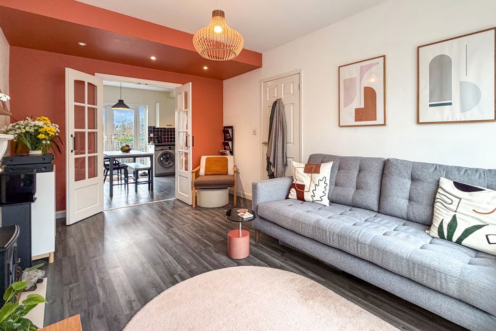 Property photo 3 of 15 Leyton-03