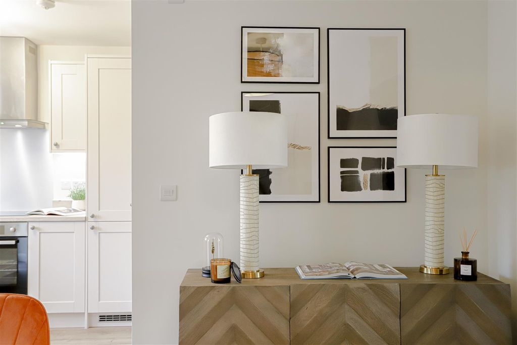 Property photo 3 of 12 2.Jpg