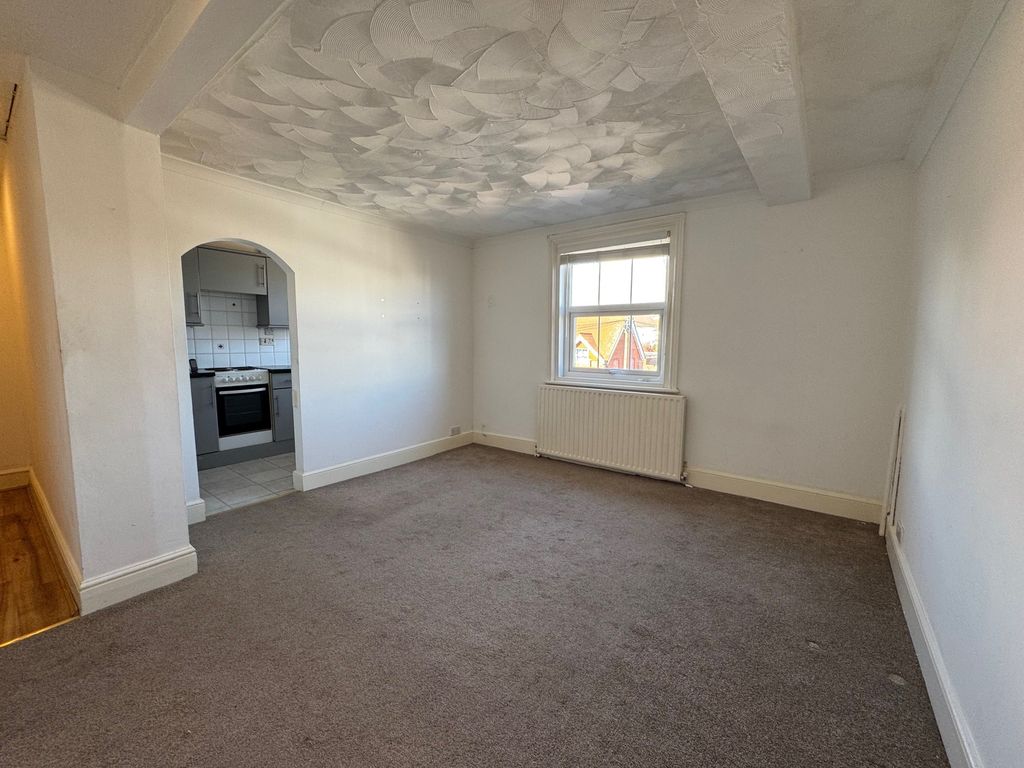 Property photo 3 of 9 Living Room