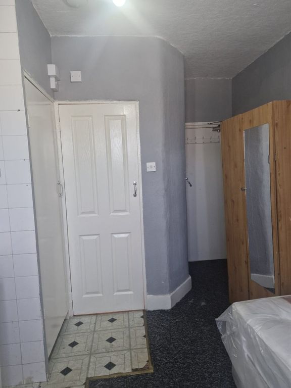 Property photo 3 of 3