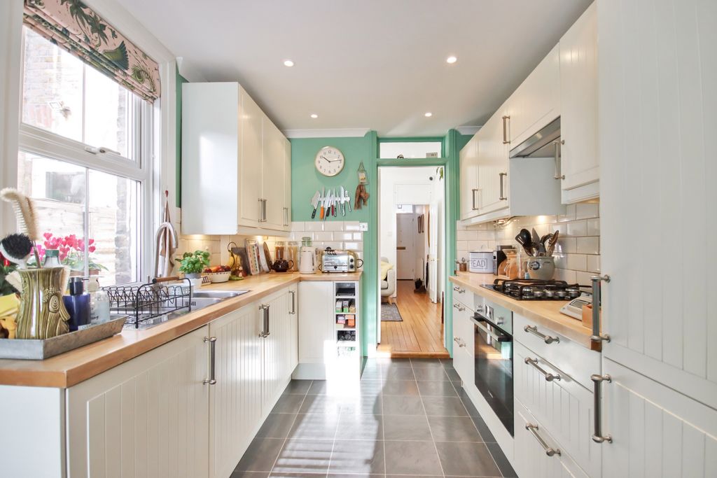 Property photo 3 of 15 Photo 14