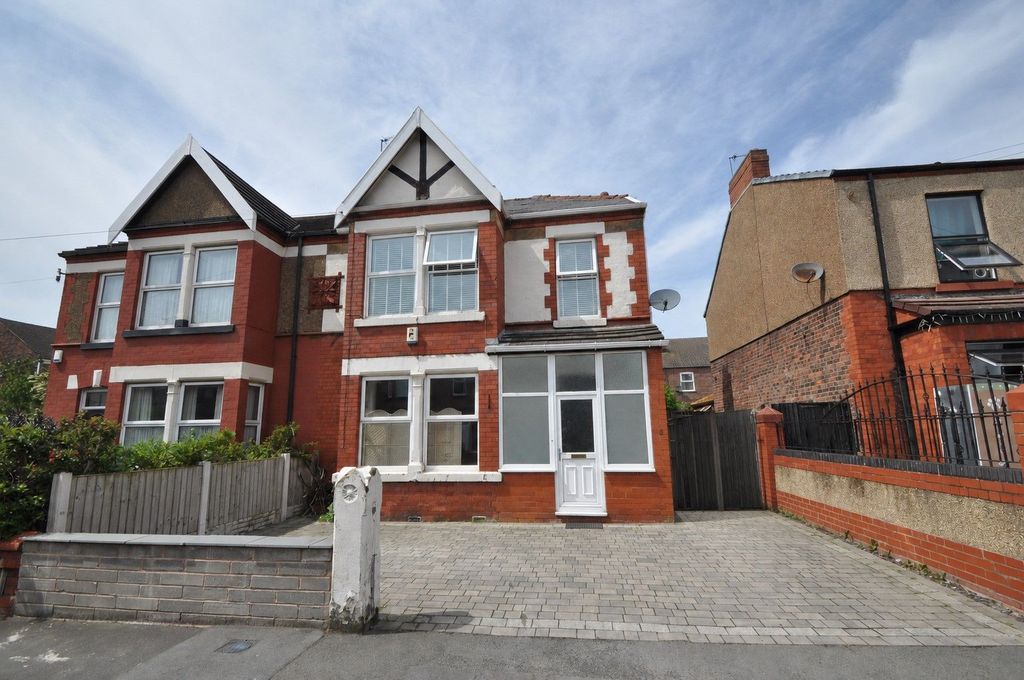 Property photo 1 of 36