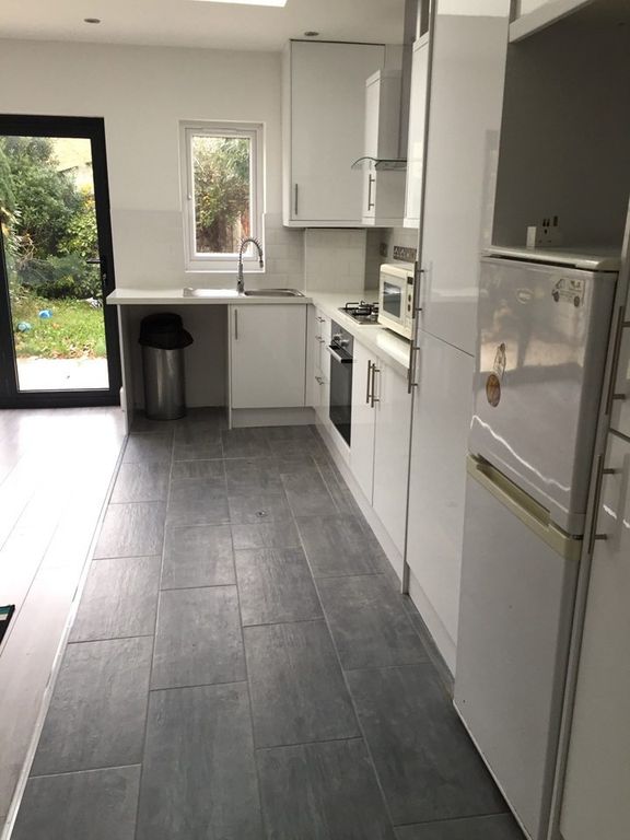Property photo 1 of 8 4 Bed Terraced House