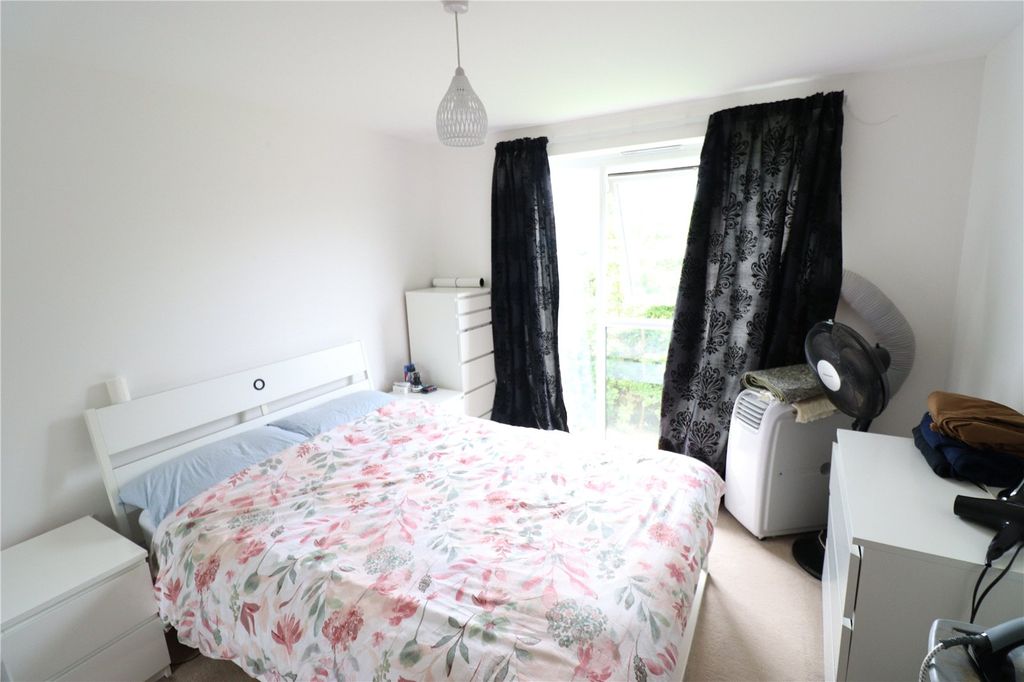 Property photo 3 of 5 Picture No. 06
