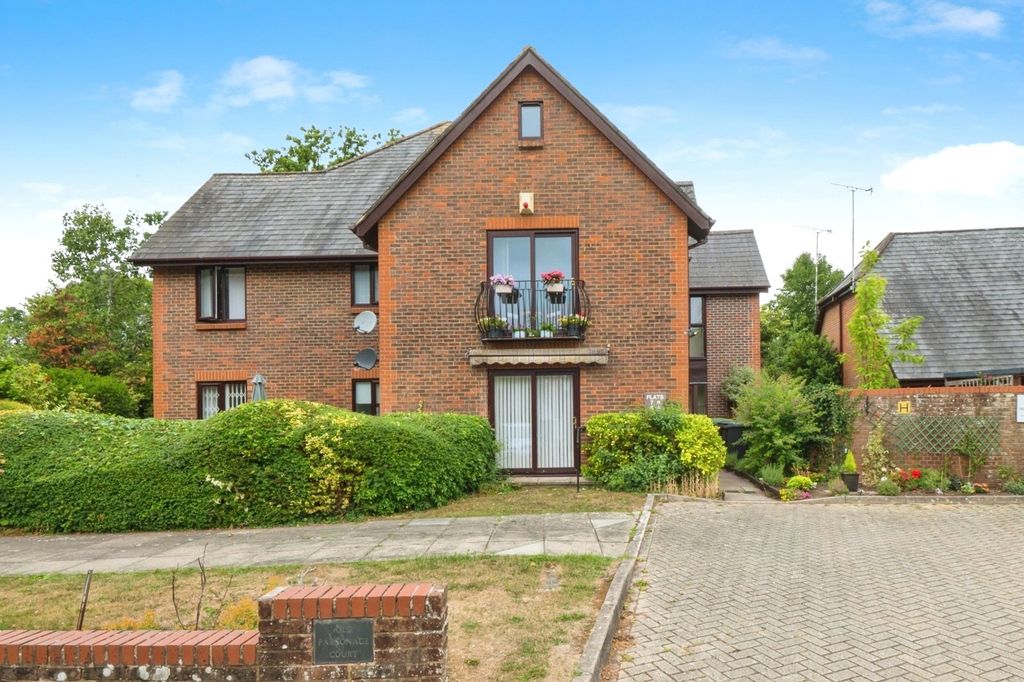 Property photo 1 of 16 Picture No. 01