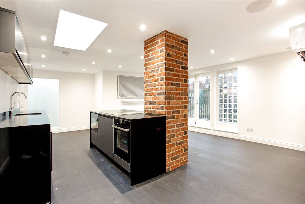 Property photo 1 of 10 Picture No. 06