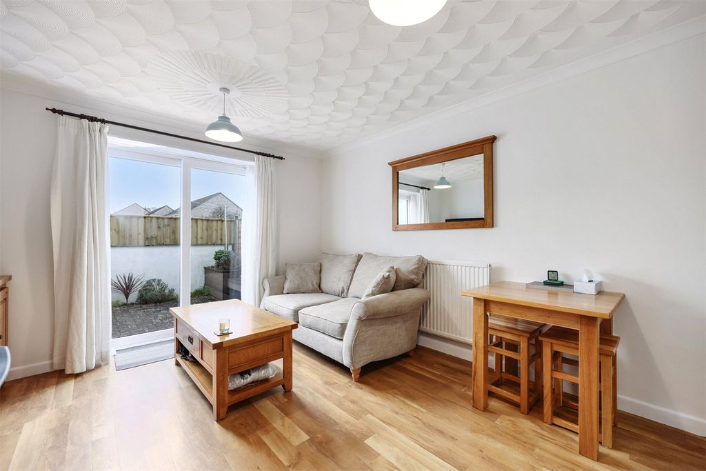 Property photo 2 of 10 Picture No. 03