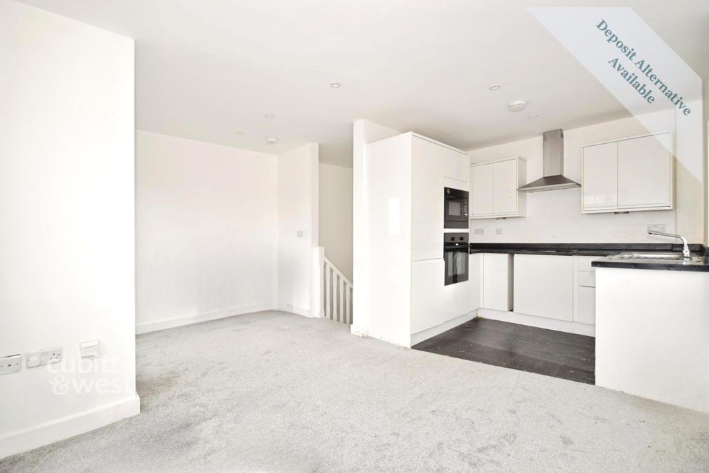 Property photo 2 of 11 Living Area