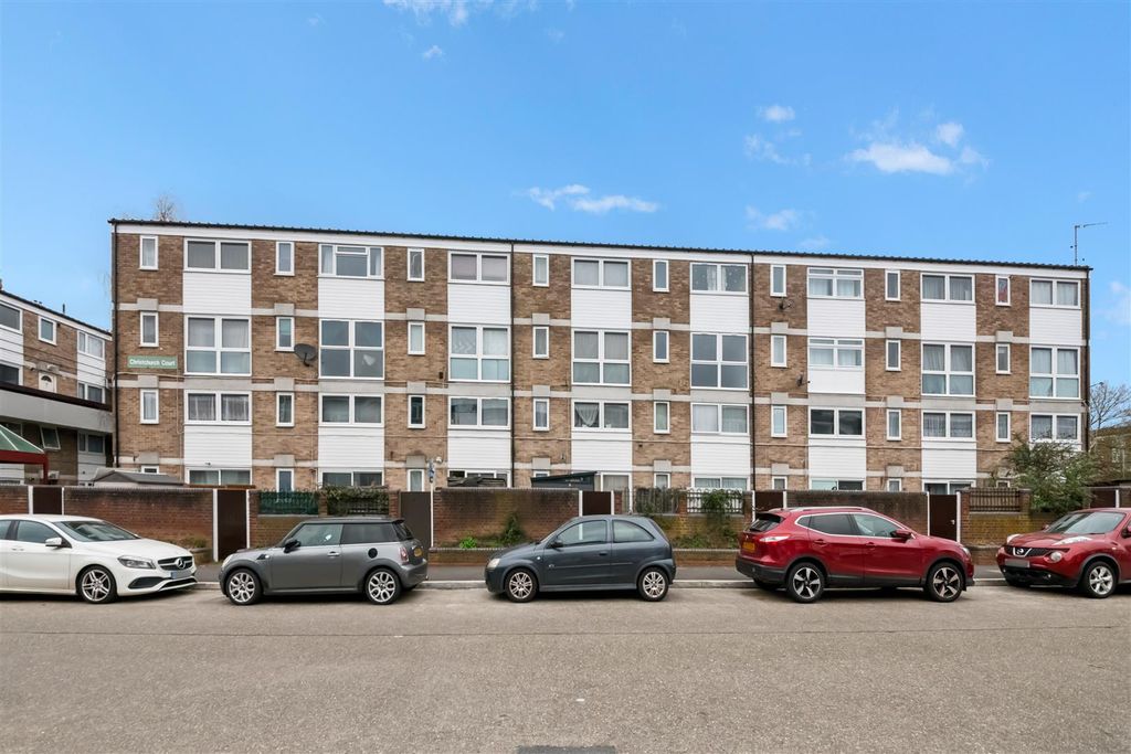 Property photo 1 of 12