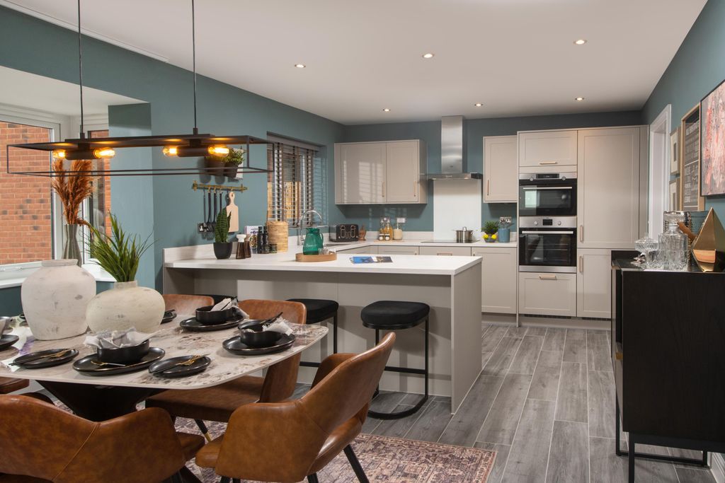 Property photo 3 of 16 Showhome Images