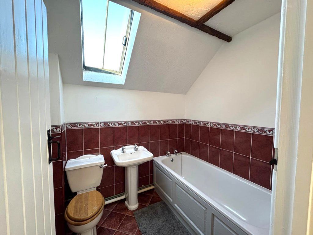 Property photo 3 of 63