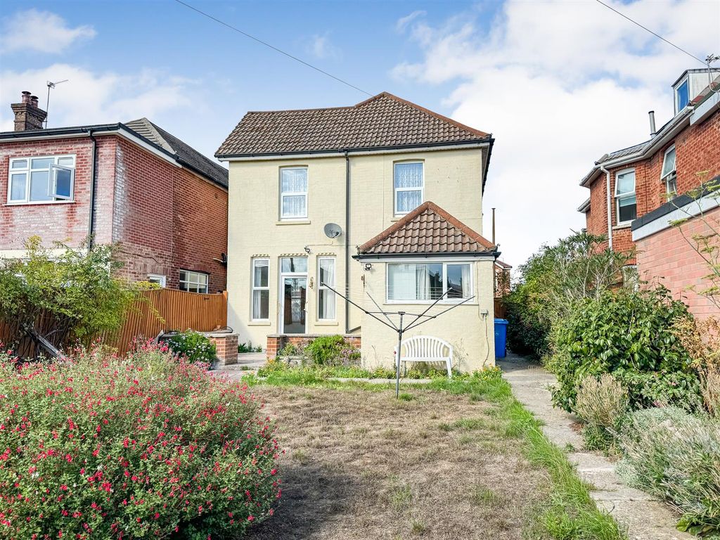 Property photo 2 of 18 Img_8364.Jpg