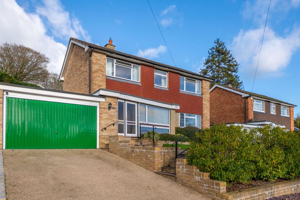 Property photo 1 of 26