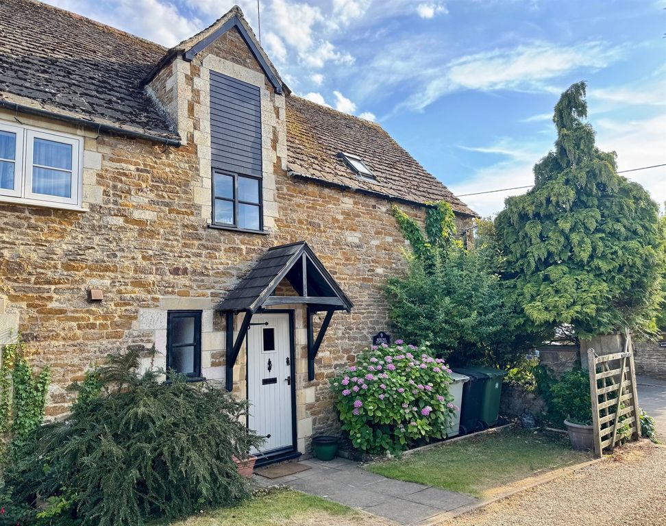 Property photo 1 of 21