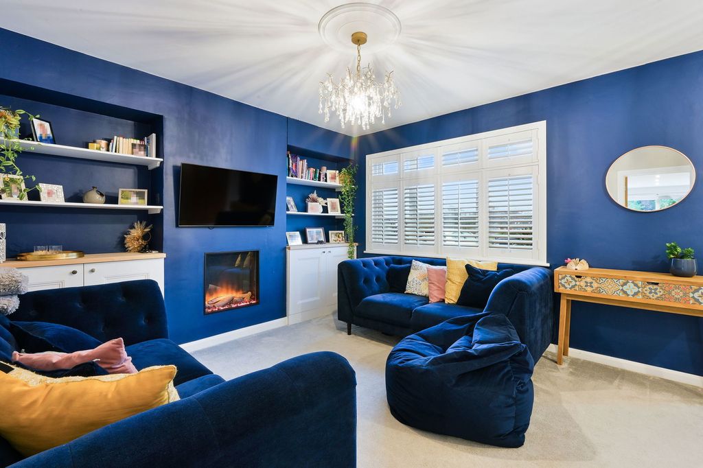 Property photo 3 of 16