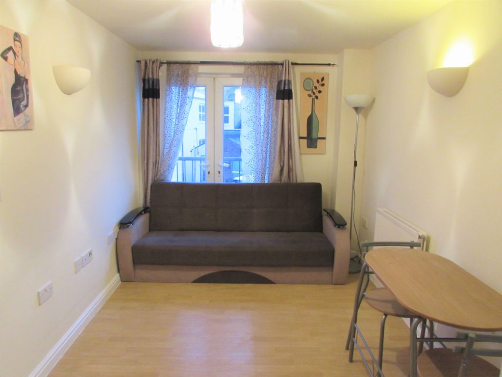 Property photo 2 of 5 Gallery