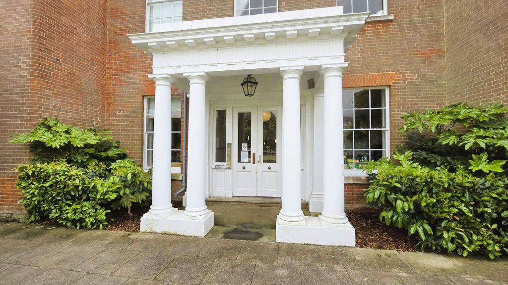 Property photo 1 of 15 Picture No. 24