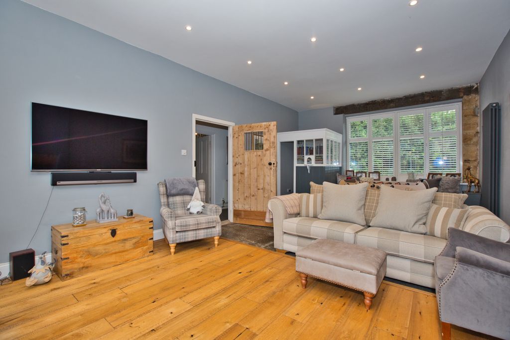 Property photo 3 of 23 Living Area