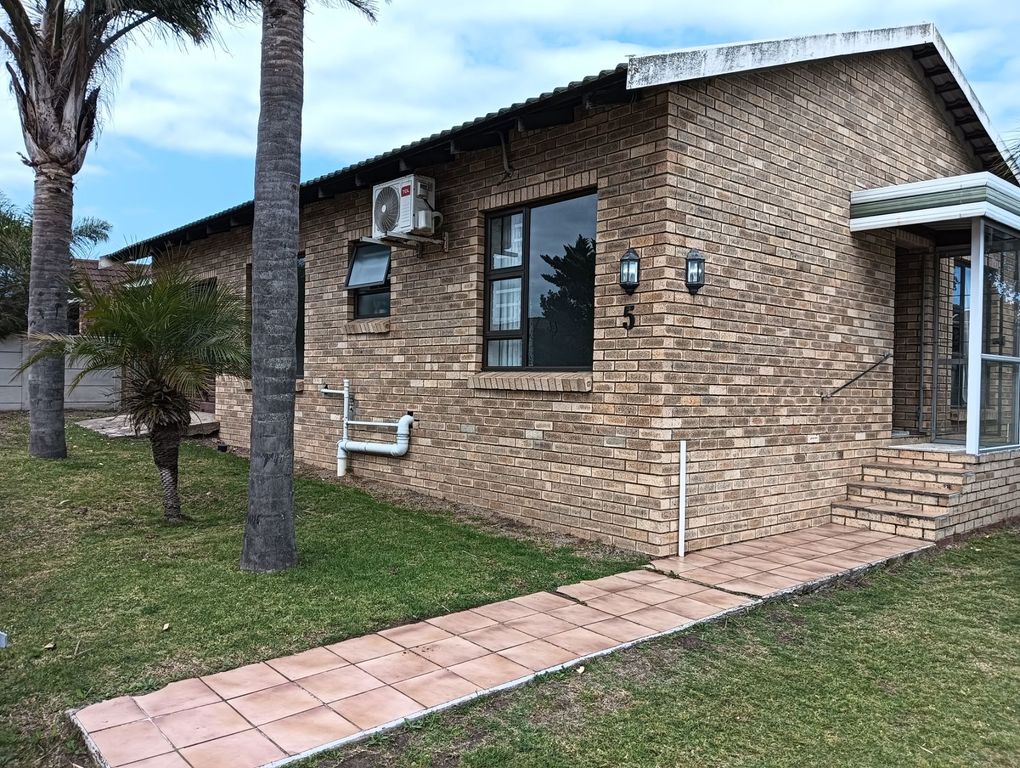 Property photo 1 of 20 1Jf1713929