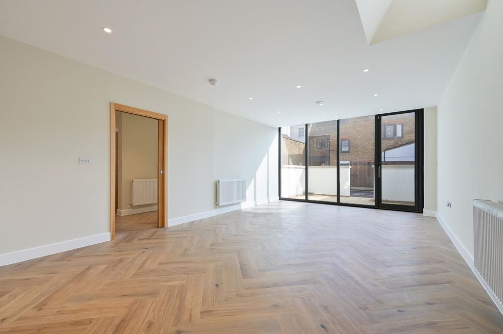 Property photo 2 of 29 Bluebird House