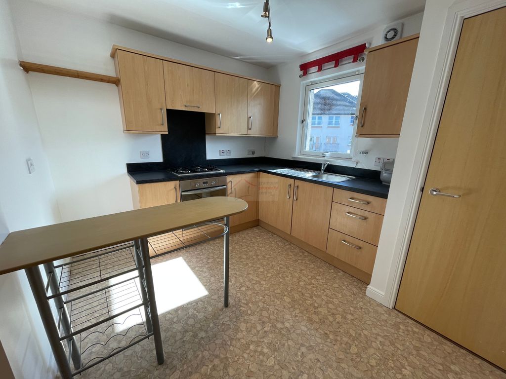 Property photo 2 of 18 Kitchen .Jpg