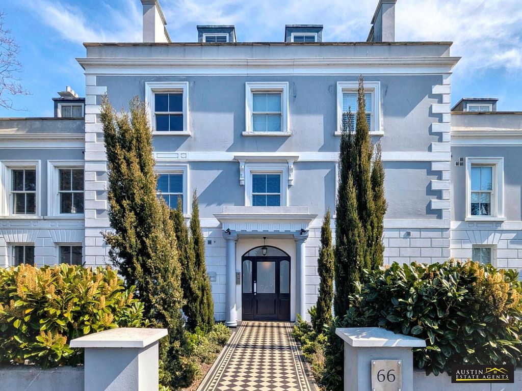 Property photo 2 of 16 Front (Exterior)