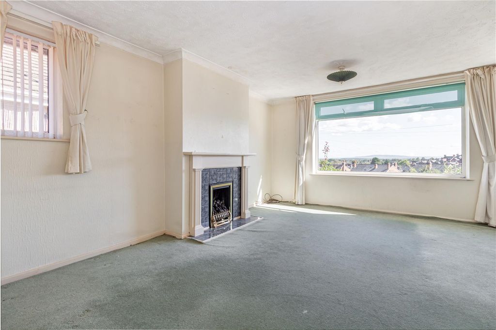 Property photo 3 of 19 Living-Room-4.Jpg