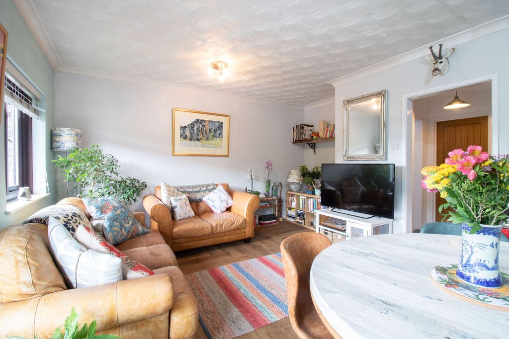 Additional image 6 of 2 bed flat for saleCae Gorlan Court, Abercarn NP11