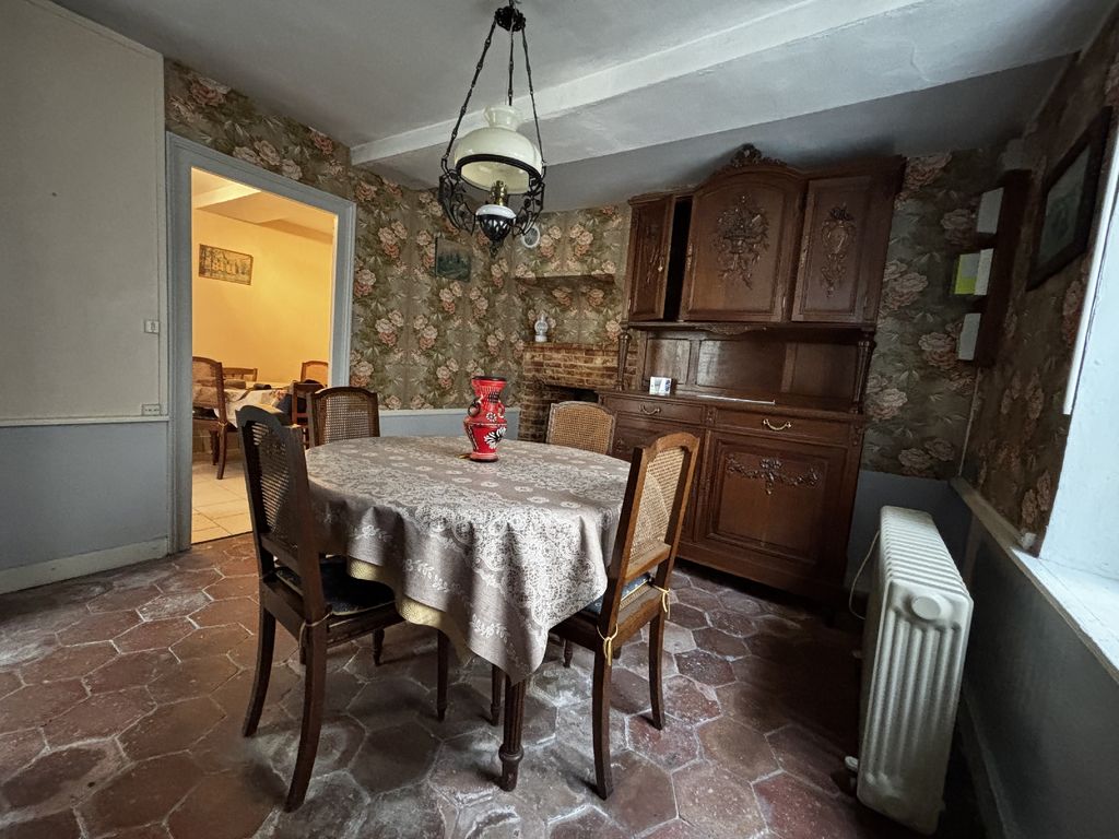 Property photo 3 of 6