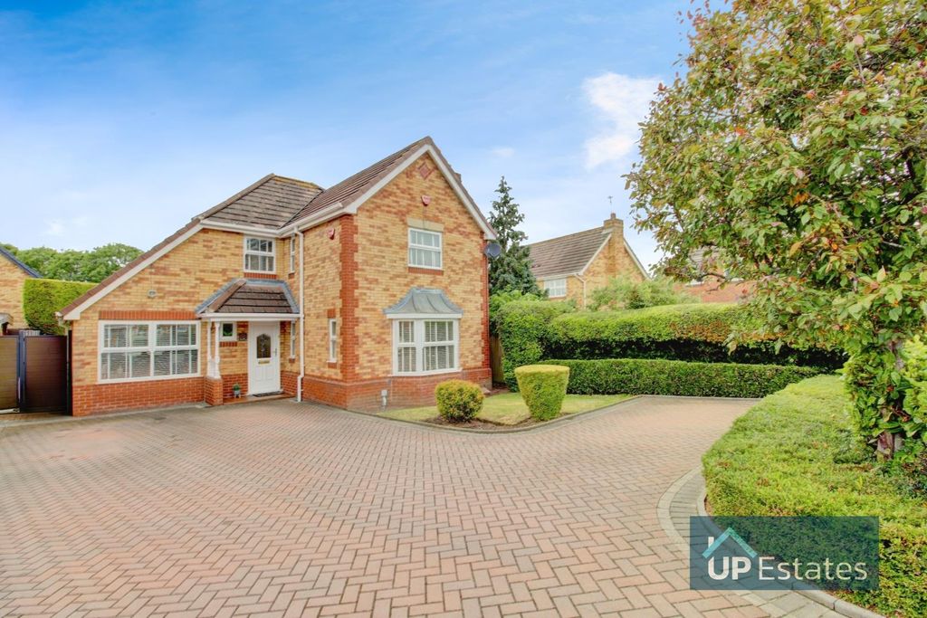 Property photo 1 of 35