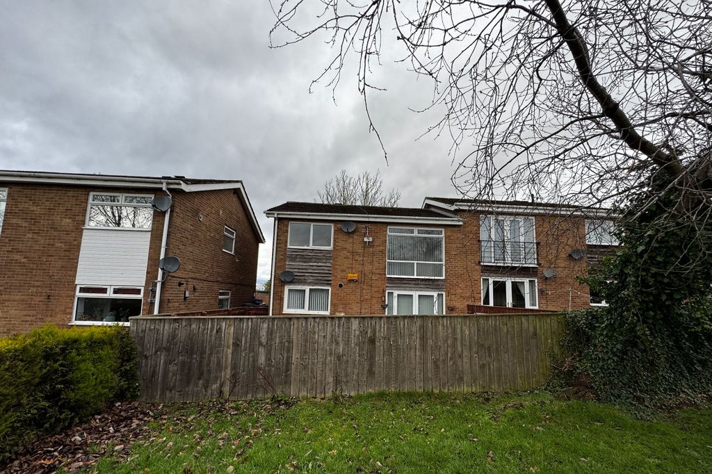 Property photo 2 of 8 62 Allerdean Close, Newcastle Upon Tyne, Ne15 8Xw