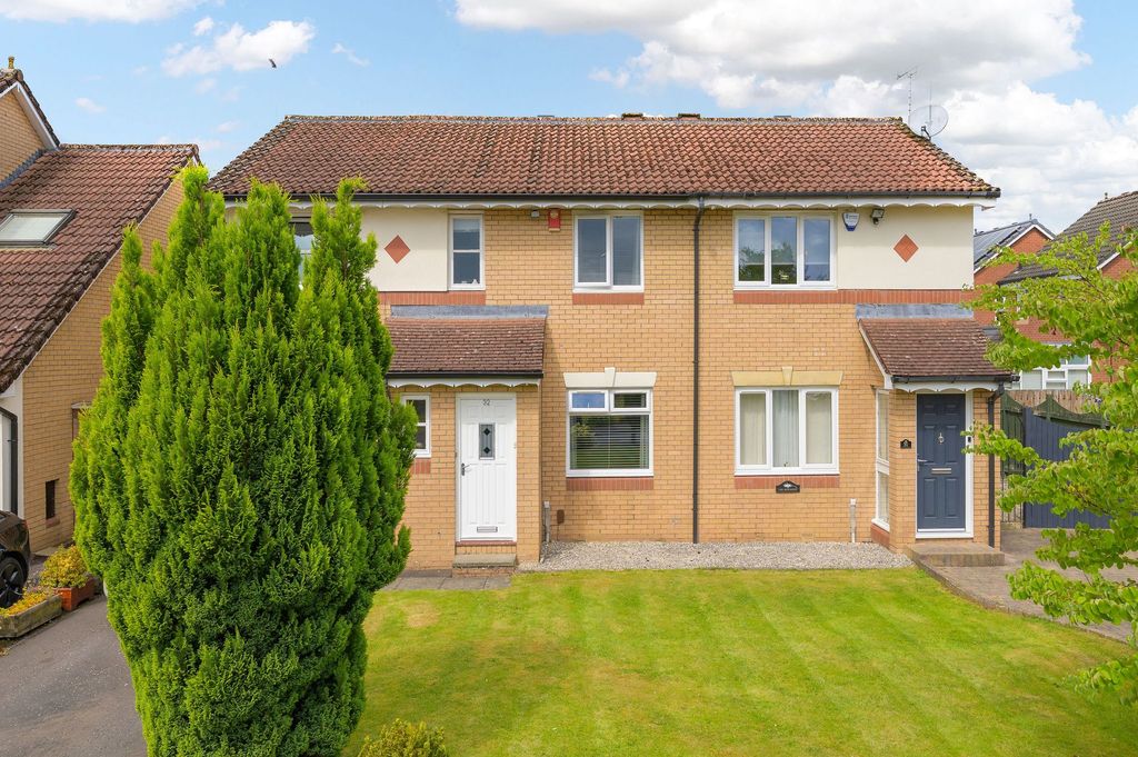 Property photo 1 of 27