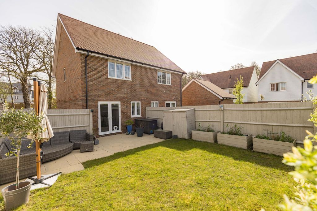 Property photo 2 of 22
