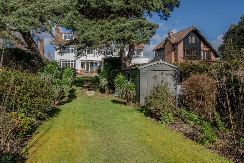 Property photo 1 of 31 Iq_00043