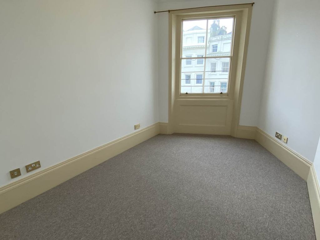 Property photo 3 of 7 Bedroom