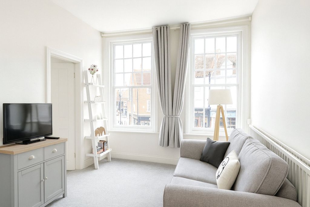 Property photo 1 of 9 Picture No. 23