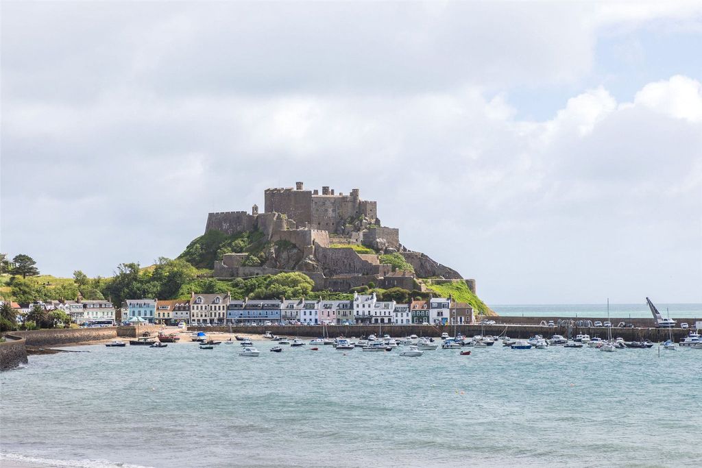 Additional image 23 of 3 bed flat for saleLongbeach, Gorey Coast Road, Jersey JE3