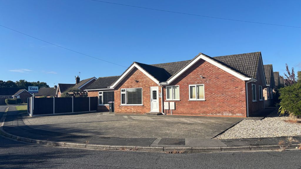 Property photo 1 of 15 Front