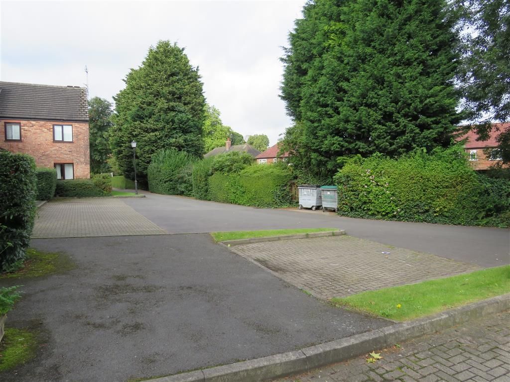 Property photo 2 of 8 Exterior