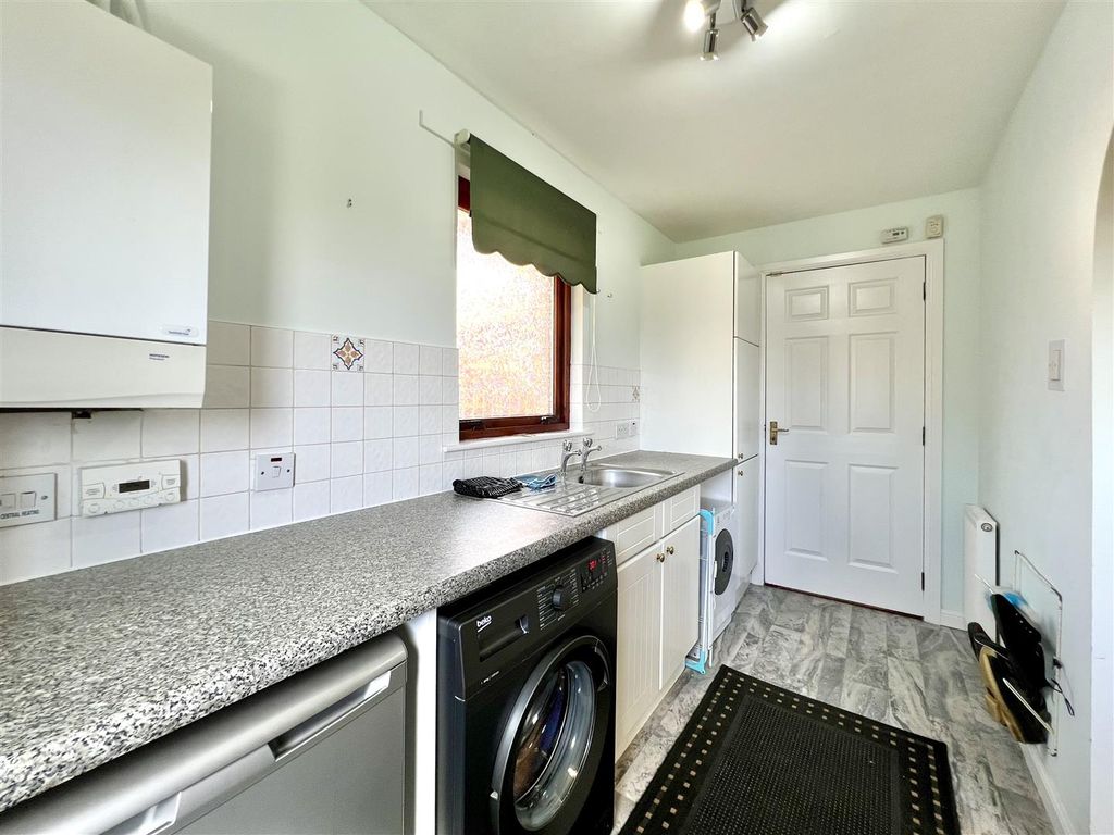 Additional image 13 of 3 bed detached bungalow for salePlayer Drive, Kingseat KY12