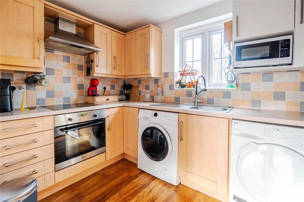 Property photo 3 of 9 Picture No. 25