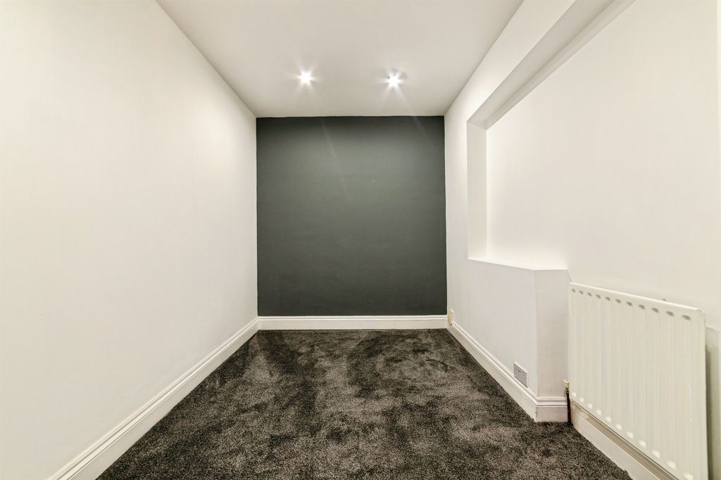 Additional image 6 of 4 bed semi-detached house for saleBedford Road, Letchworth Garden City SG6