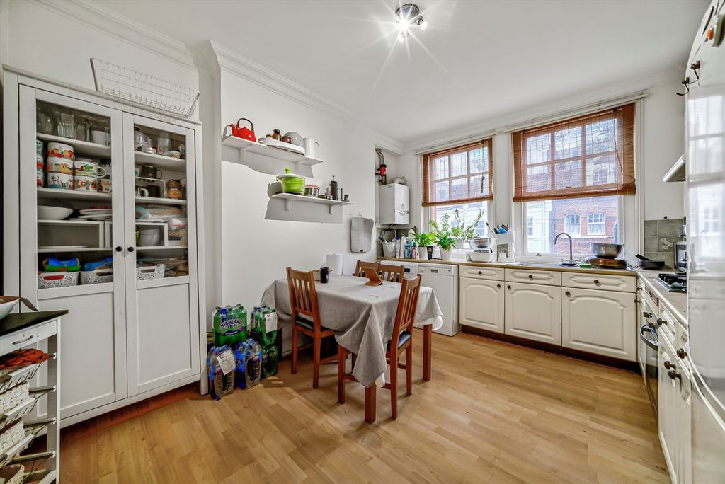 Property photo 2 of 5