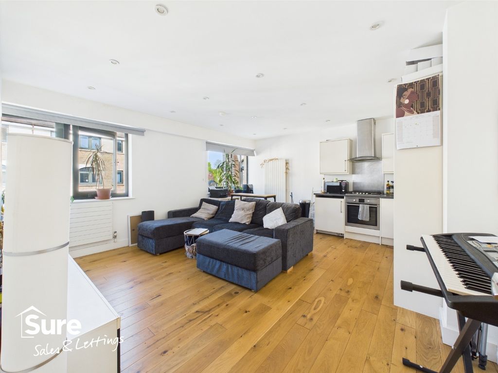 Property photo 1 of 12 4145860