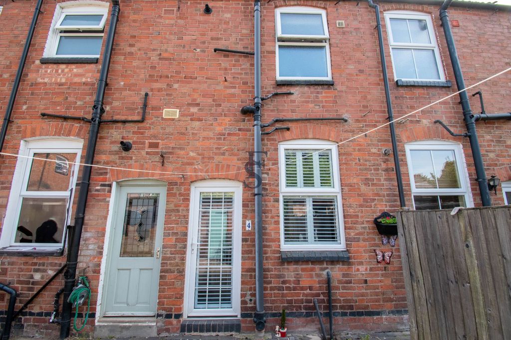 Property photo 3 of 9