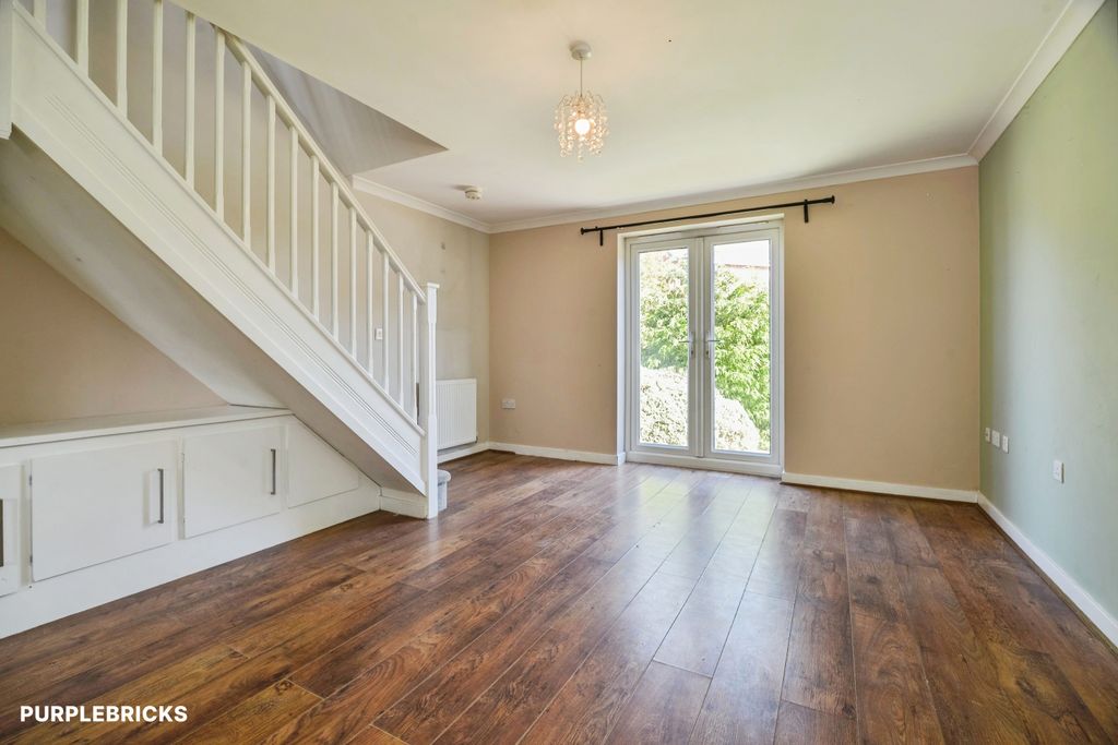 Property photo 2 of 18 Living / Dining Room