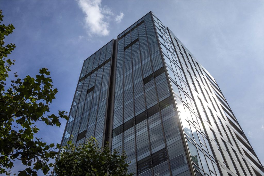 Property photo 1 of 29 External