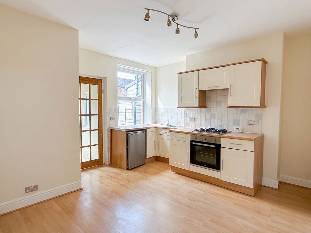 Property photo 2 of 19